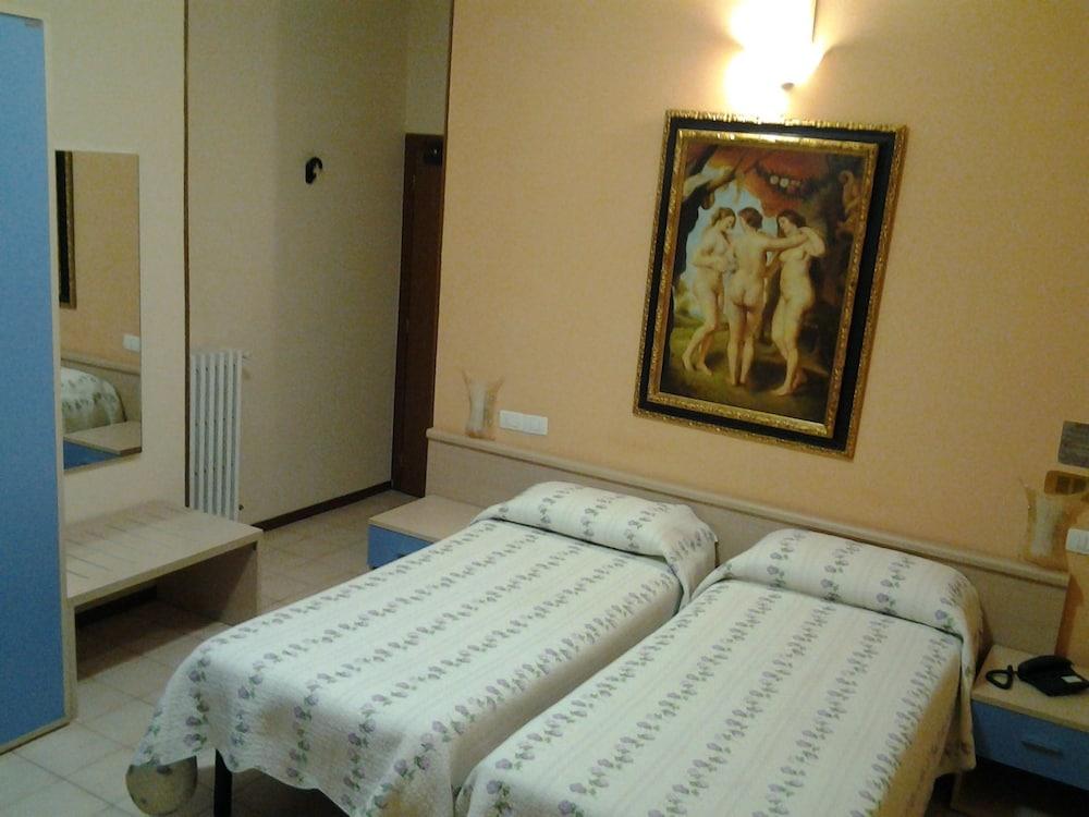 Hotel San Marco Реджо-нель-Емілія Екстер'єр фото